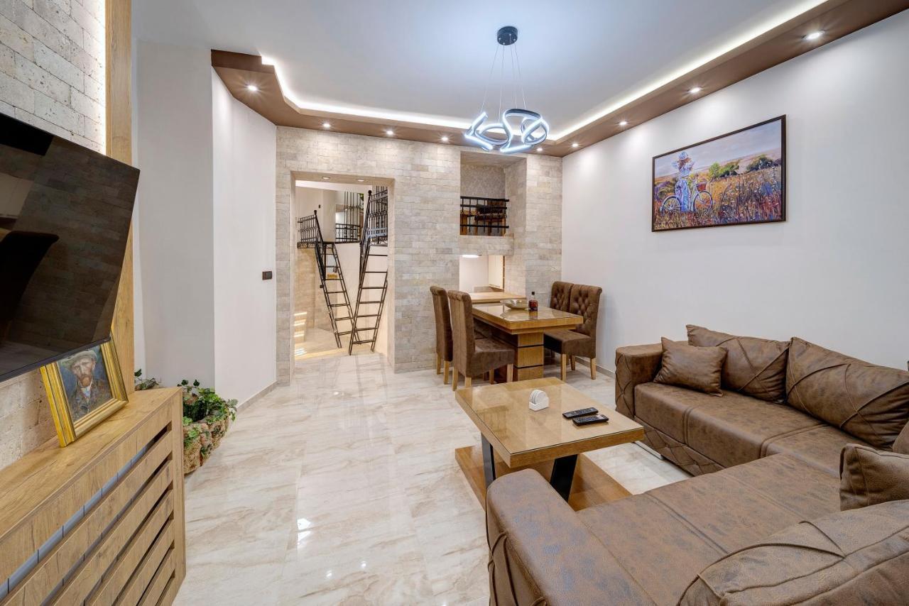 Apartment Kaliopi Belgrado Buitenkant foto